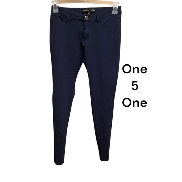 ONE 5 ONE SIZE 6 NAVY CEREER SLACK WITH 26” INSEAM GENTLY USED - Picture 1 of 3